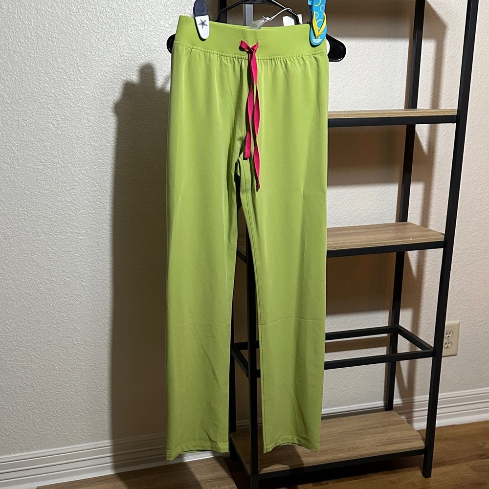 Figs Scrubs High Waisted Livingston Matcha